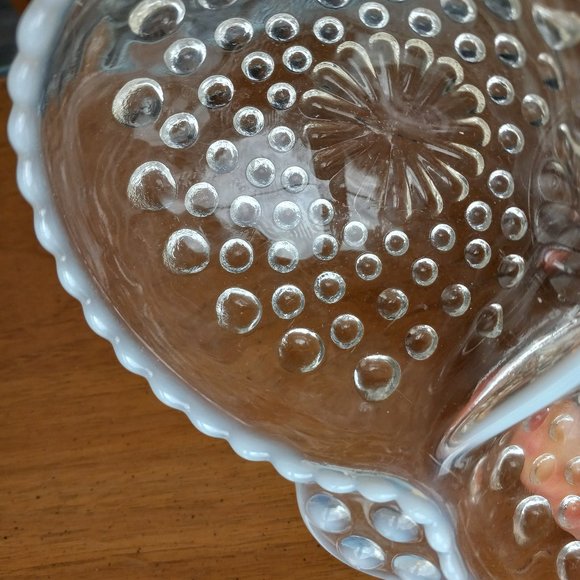 Vintage Anchor Hocking Three Section Hobnail Clear Opalescent Moonstone Dish - Picture 11 of 12